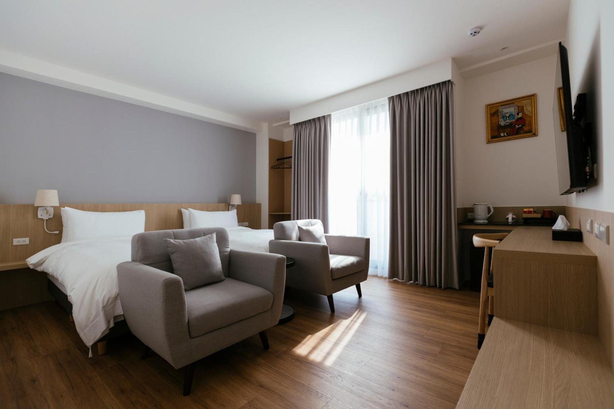 Hotel 鹹菜巷8號 Tainan Esterno foto