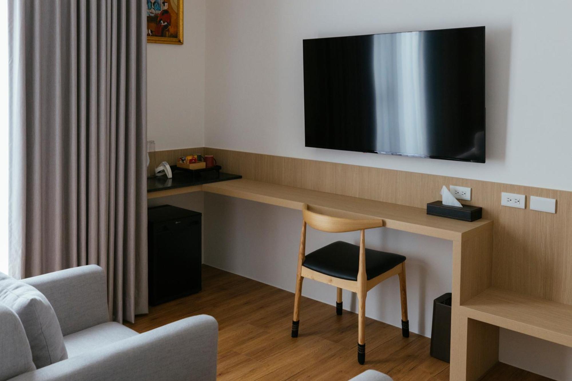 Hotel 鹹菜巷8號 Tainan Esterno foto