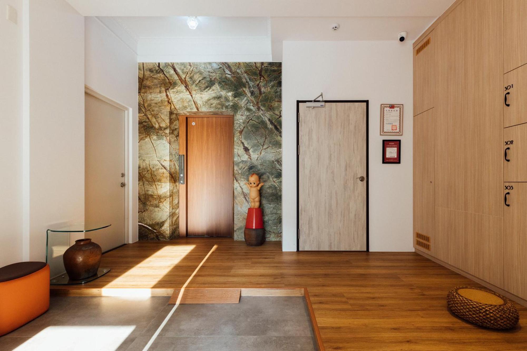Hotel 鹹菜巷8號 Tainan Esterno foto